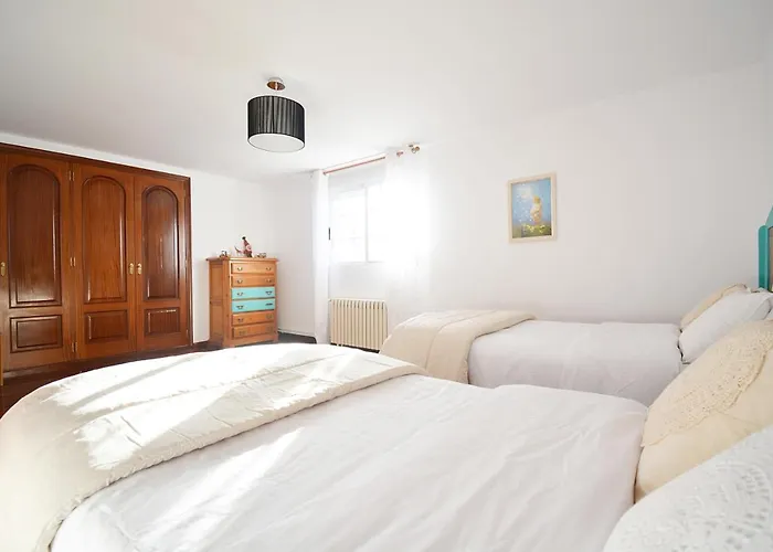 Casa Con Jardin En Vilanova De Arousa