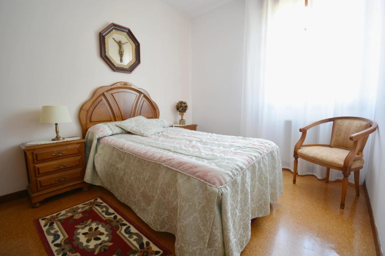Casa Con Jardin En Vilanova De Arousa * Pontevedra