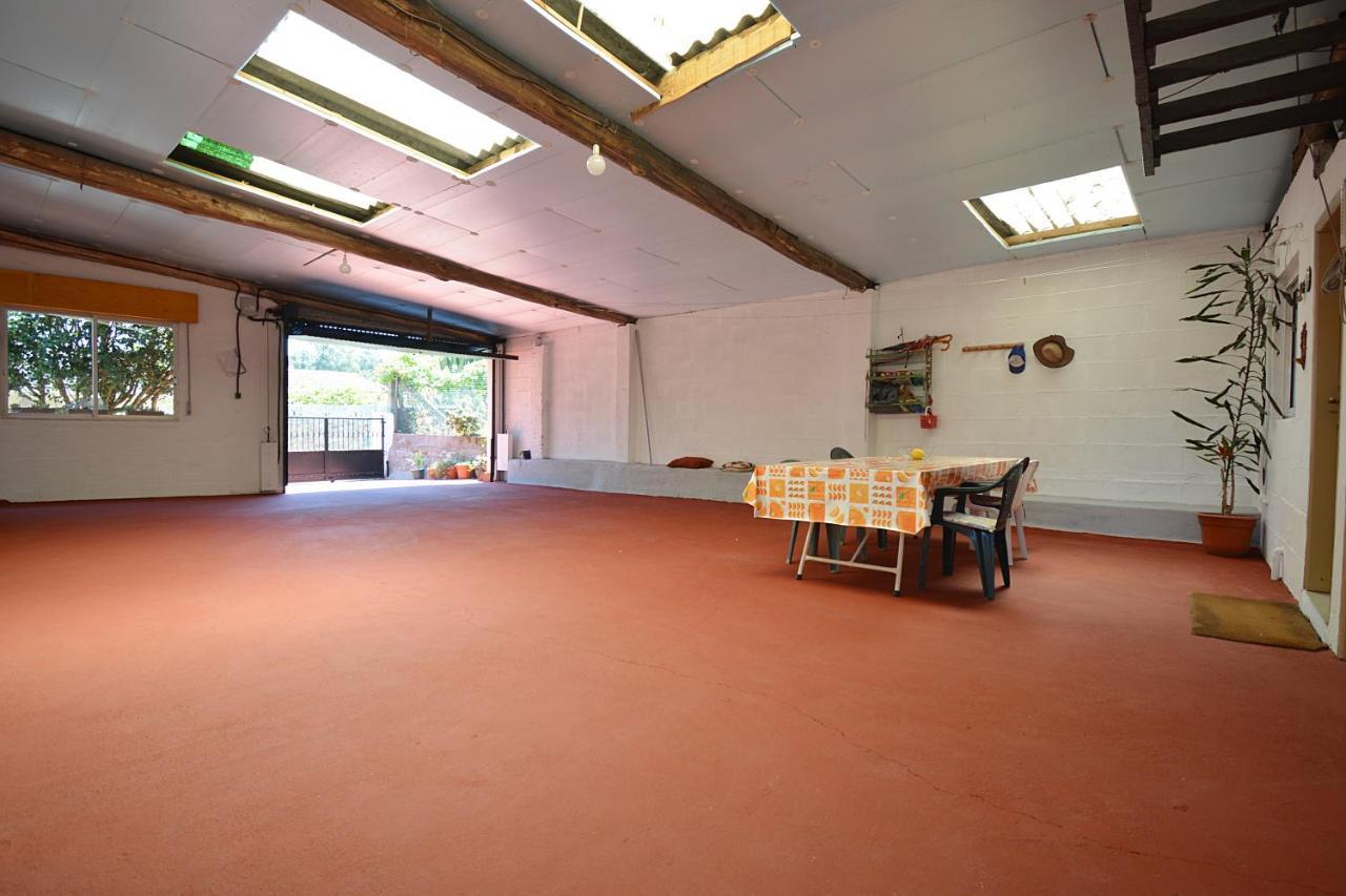 Casa Con Jardin En Vilanova De Arousa Holiday home Pontevedra